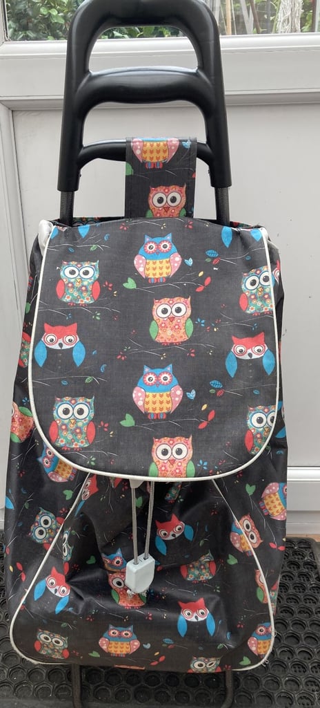 Trolley Shopping Bag with Owl design – collect only