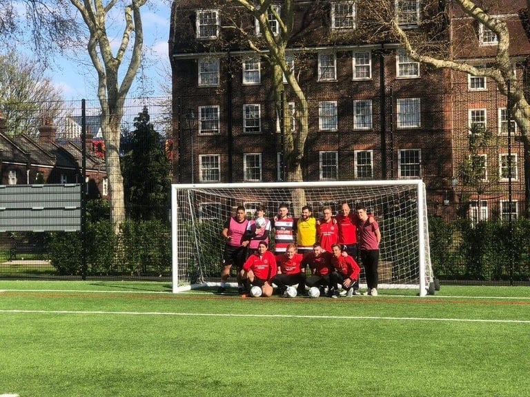 PLAY FRIENDLY FOOTBALL GAMES in Ilford, Goodmayes, Chadwell Heath, Newbury park players teams wanted
