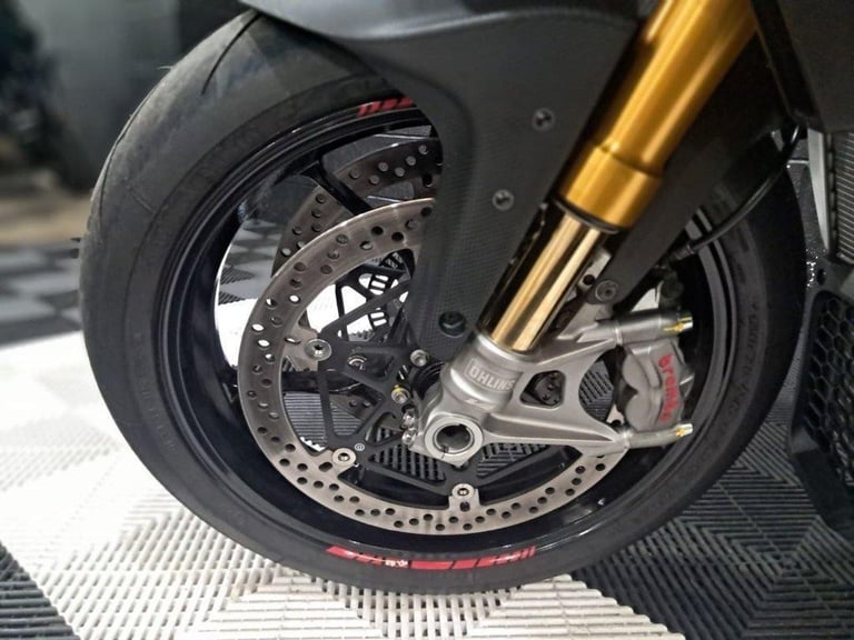 2020 20 APRILIA TUONO 1100 V4 FACTORY FINANCE SPECIALISTS APPLY NOW