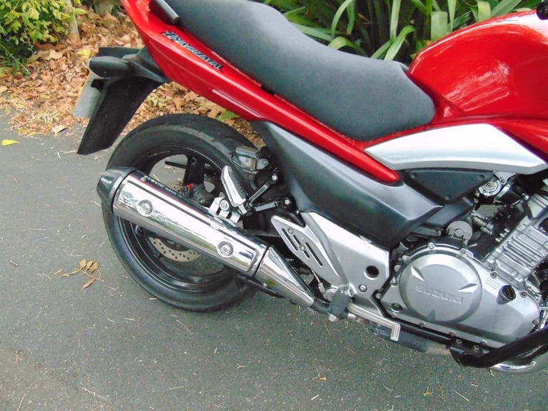 Suzuki GW250L3 Inazuma lightweight 250 naked beginner friendly learner commuter 