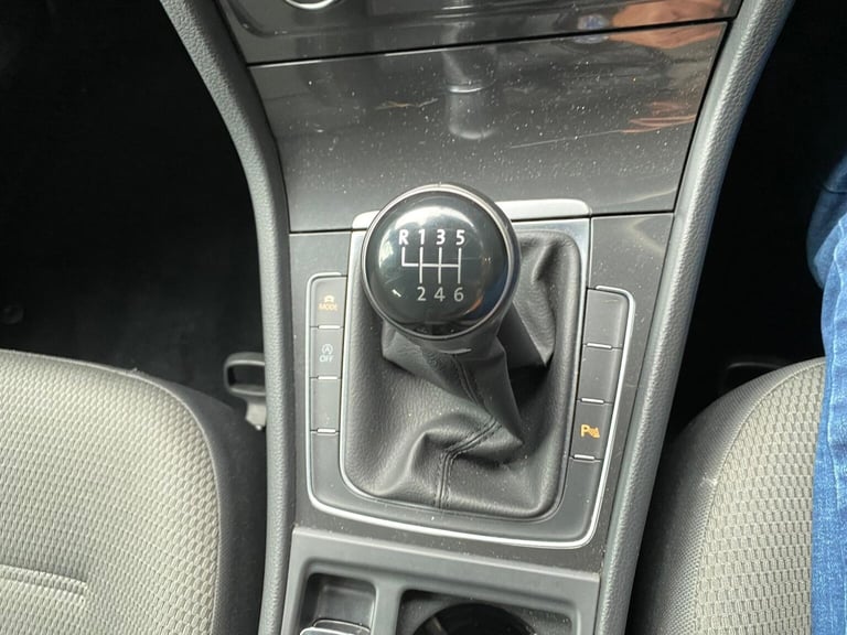 VOLKSWAGEN GOLF 1.5 TSI EVO SE Euro 6 (s/s) 5dr 2018