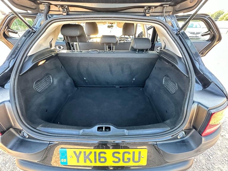 2016 Citroen C4 Cactus 1.2 PureTech Touch 5dr HATCHBACK PETROL Manual