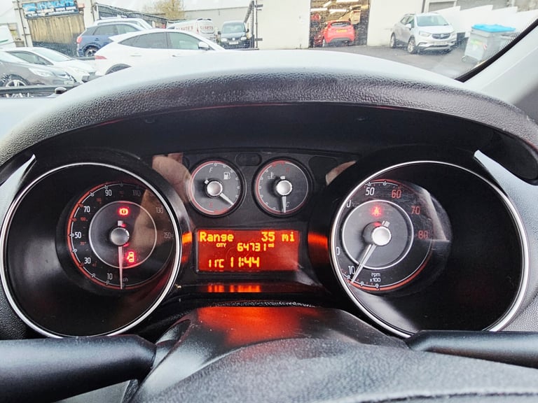 2017 Fiat Punto 1.2 Easy+ 5dr HATCHBACK Petrol Manual