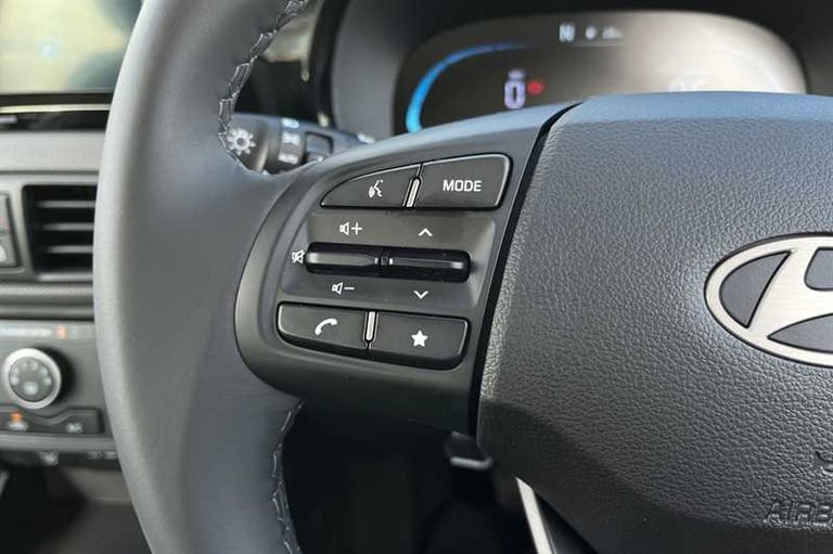 2025 Hyundai i10 1.2 Advance Hatchback 5dr Petrol Auto Euro 6 (s/s) (79 ps) Hatchback Petrol Auto...