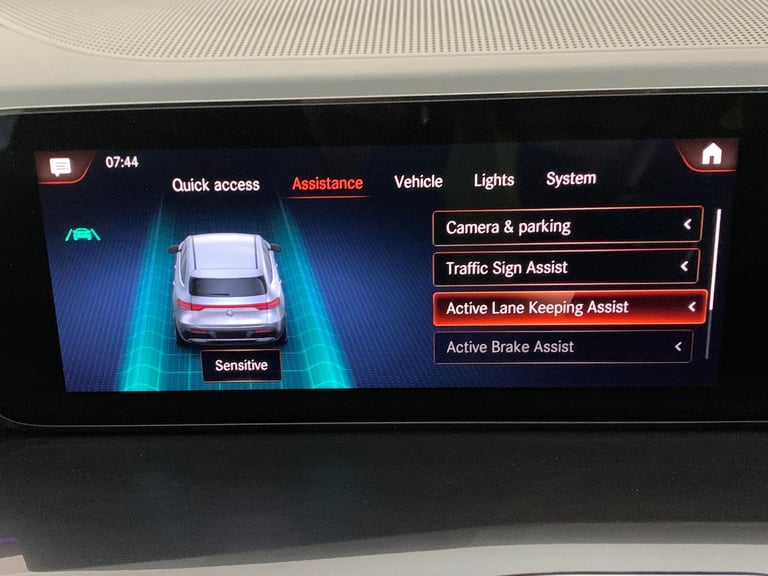 2022 Mercedes-Benz EQC EQC 400 80kWh AMG Line (Premium) SUV 5dr Electric Auto 4MATIC (408 ps) - L...