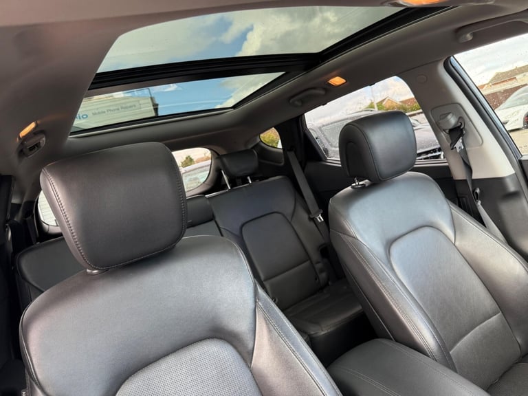 2017 Hyundai Santa Fe 2.2 CRDi Blue Drive Premium SE Auto 4WD Euro 6 (s/s) 5dr (7 Seat) ESTATE Di...