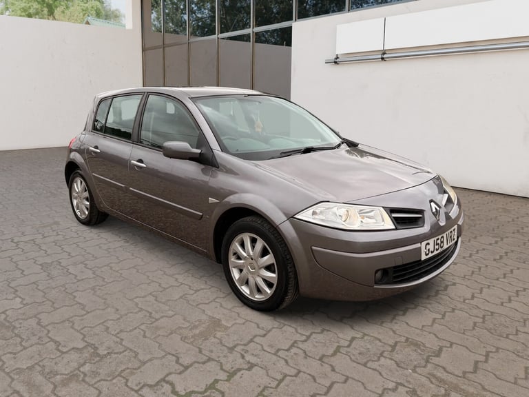2008 Renault Megane 1.6 VVT Dynamique 5dr Auto HATCHBACK Petrol Semi Automatic
