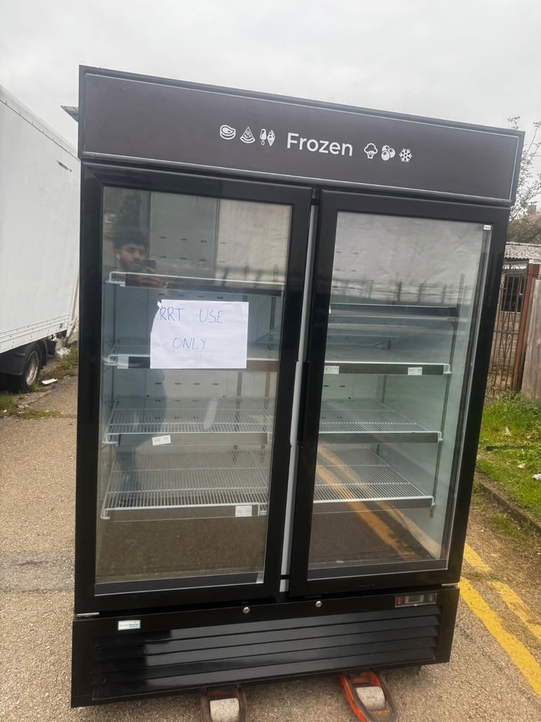 Commercial fridge freezer display cafe shop restaurant takeaway 