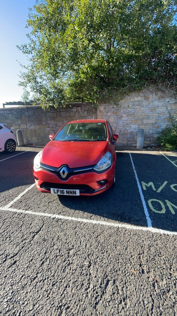 Renault, CLIO, Hatchback, 2017, Manual, 1461 (cc), 5 doors