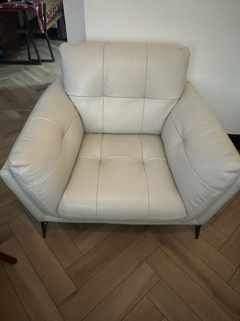image for DFS Harlan Armchair 