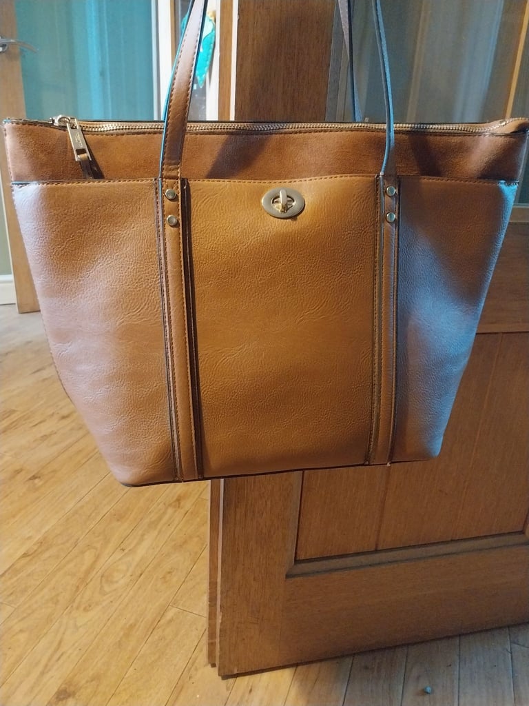Ladies handbag