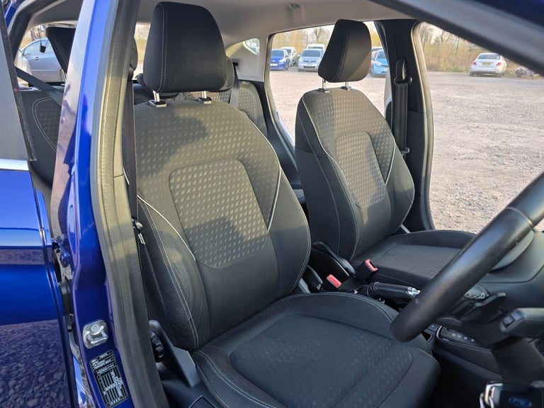 2018 Ford Fiesta 1.0T EcoBoost Zetec Auto Euro 6 (s/s) 5dr Hatchback Petrol Automatic