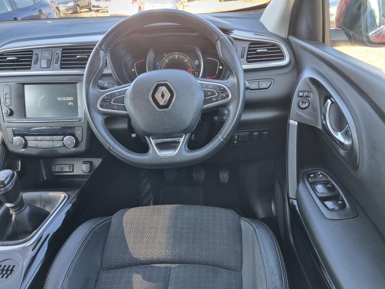 2015 Renault Kadjar 1.6 dCi Dynamique S Nav Euro 6 (s/s) 5dr HATCHBACK Diesel Manual