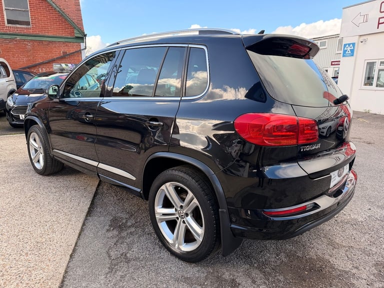 2015 Volkswagen Tiguan R LINE TDI BLUEMOTION TECH 4MOTION DSG Estate Diesel Automatic