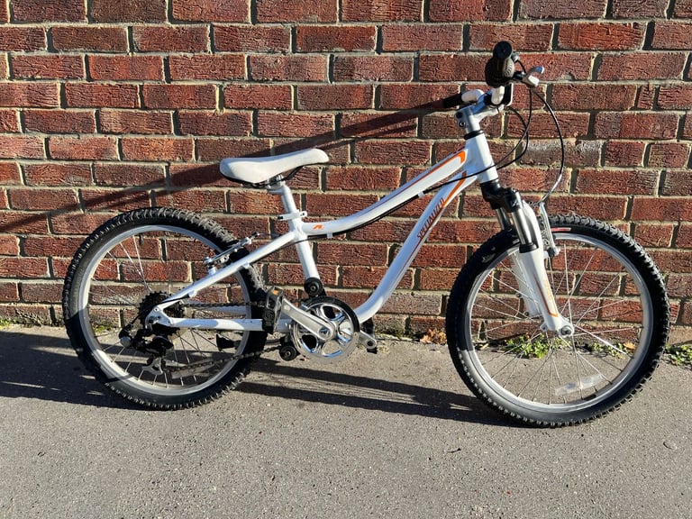 image for Specialized hotrock white kid bike bicycle aluminium frame 20inch wheels