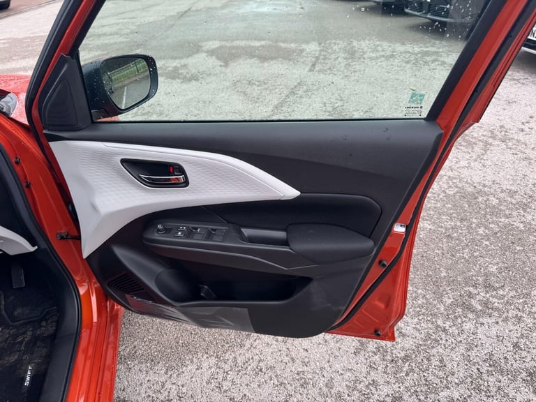  Suzuki Swift 1.2 MHEV Motion Hatchback 5dr Petrol Hybrid Manual Euro 6 (s/s) (82 ps) Petrol/Elec...