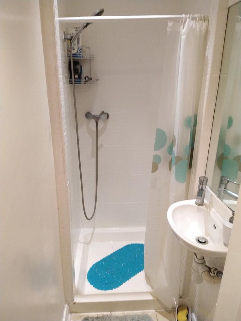 Cosy Double Room in East Acton with All Bills and Wi-Fi, Zone2