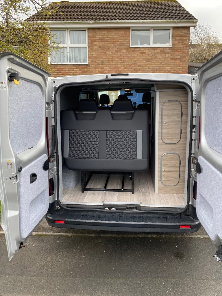 2016 RENAULT TRAFIC DAY VAN, MANUAL, 102,000 MILEAGE