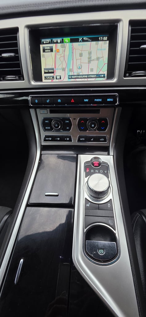 2013 Jaguar XF 2.2d [200] Sport 4dr Auto SALOON Diesel Automatic
