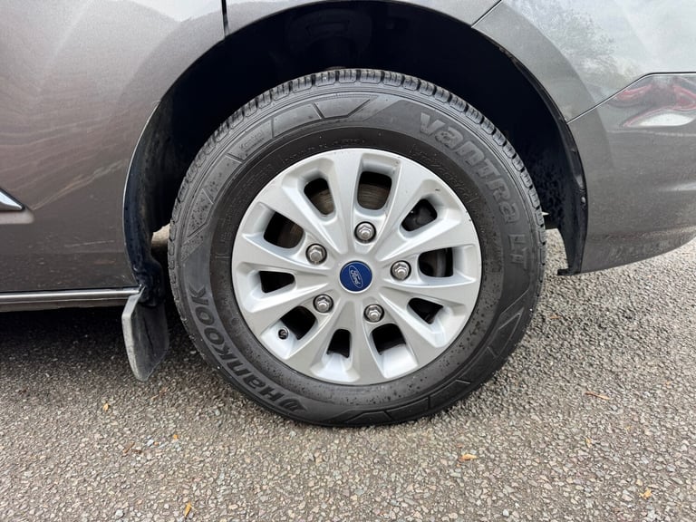 2022 FORD TRANSIT CUSTOM 320 CREW CAB 5 SEATS LIMITED + GREY + TAILGATE