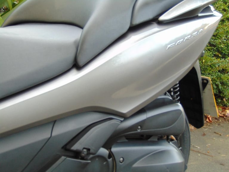 Honda NSS 300 A-D 2016 Forza 300cc Automatic Scooter low miles serviced new MOT 