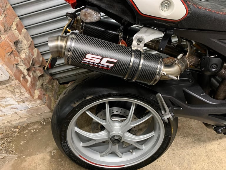 2010 Ducati M1100 MONSTER STREETFIGHTER STYLE CLASSIC MOTORCYCLE (LOW MILES)