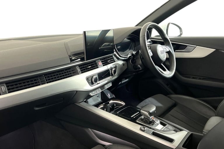 2022 72 AUDI A4 2.0 TFSI 35 S LINE SALOON 4DR PETROL S TRONIC EURO 6 (S/S) (150 