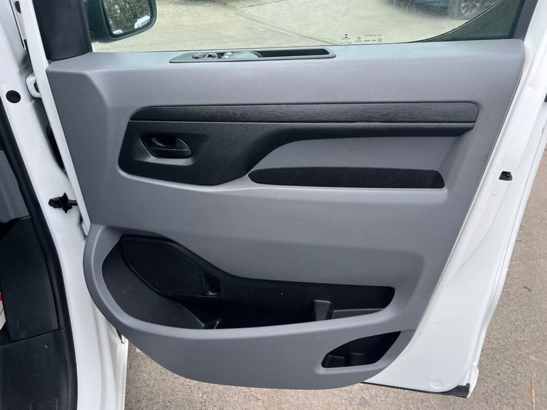 2022 Vauxhall Vivaro 2900 1.5d 100PS Sportive H1 Van PANEL VAN Diesel Manual