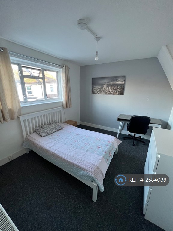 1 bedroom in Gillingham, Gillingham, ME7 (#2584038)