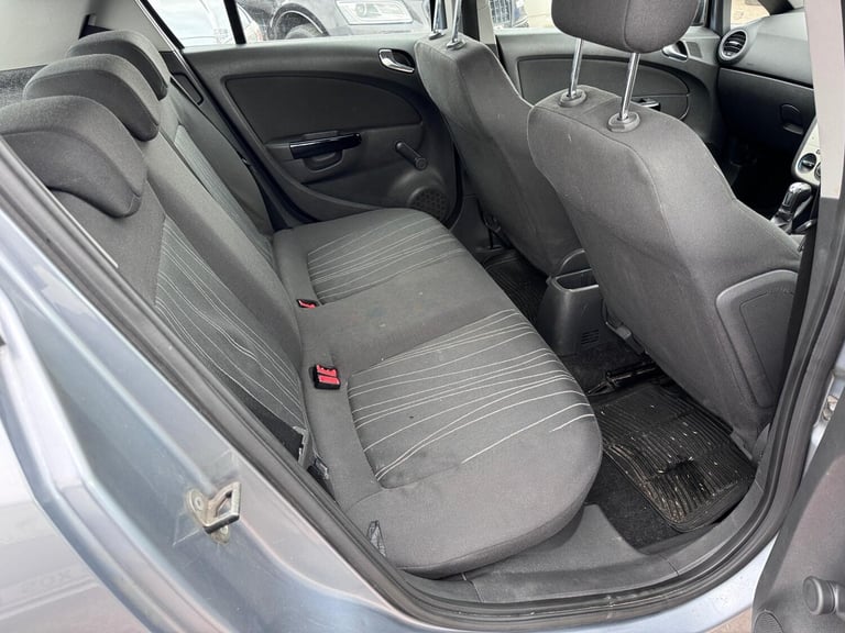 2007 Vauxhall Corsa 1.4i 16V Club 5dr Auto [AC] HATCHBACK PETROL Automatic