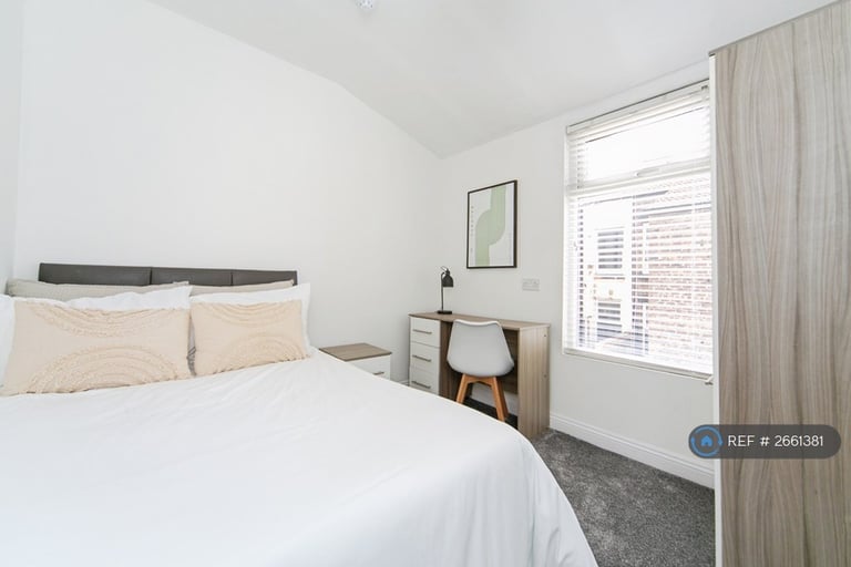 5 bedroom house in Leopold Road, Kensington, Liverpool, L7 (5 bed) (#2661381)