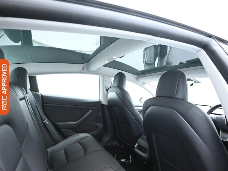 2021 Tesla Model 3 Standard Range Plus Saloon 4dr Electric Auto RWD (241 bhp) Saloon ELECTRIC Aut...