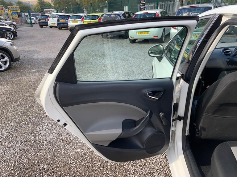 2013 SEAT Ibiza 1.4 SE Euro 5 5dr HATCHBACK Petrol Manual