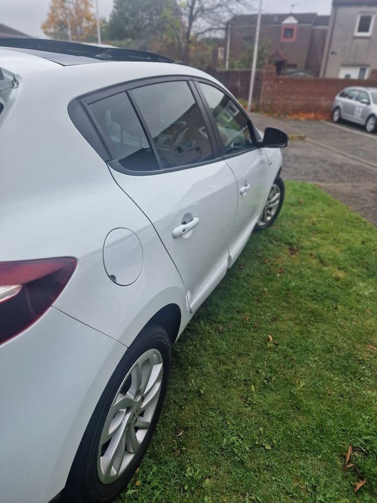 Renault, MEGANE, Hatchback, 2015, Manual, 1598 (cc), 5 doors