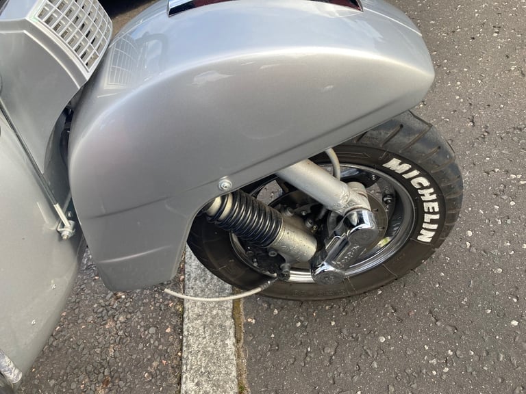 Piaggio, VESPA, 2016, 123 (cc)