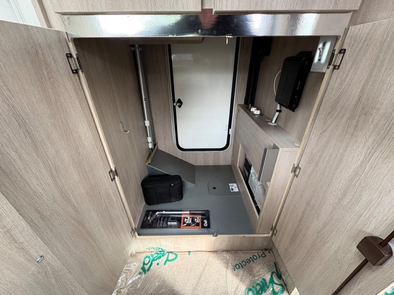2017 Rapido 604FF DIESEL Manual