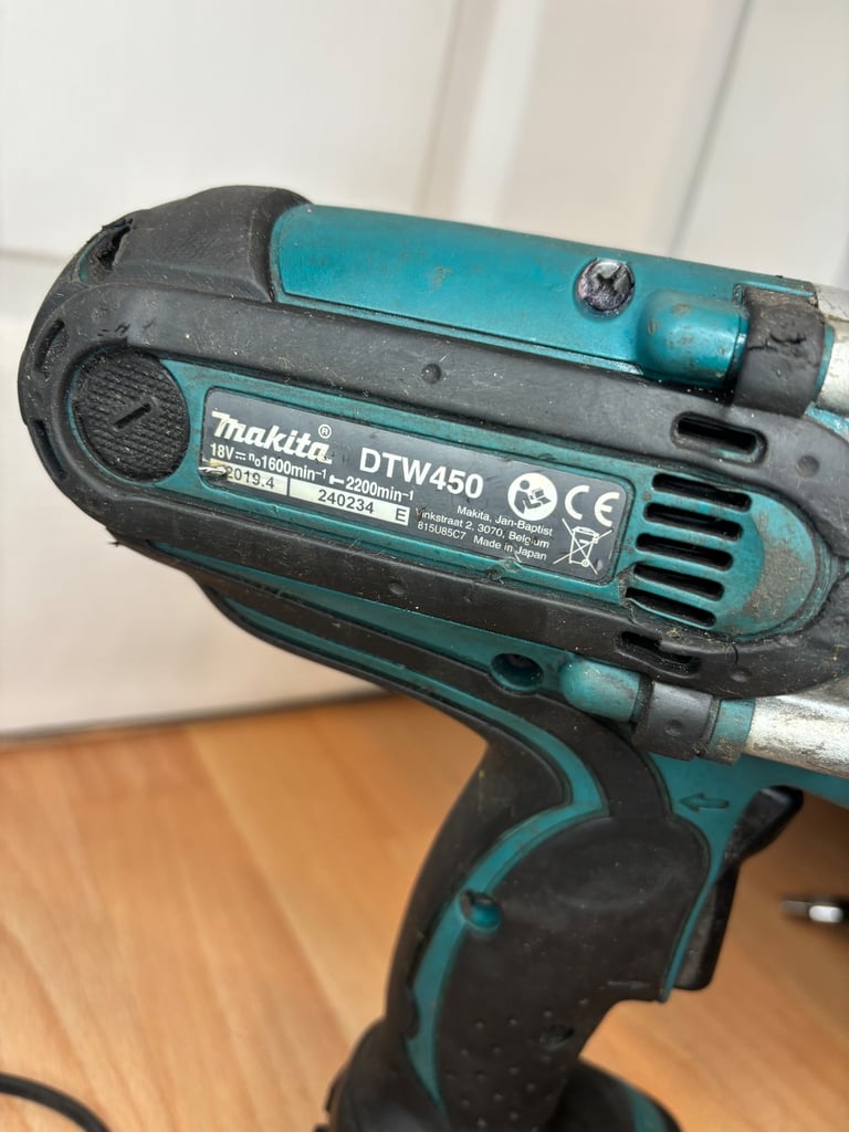 Makita DTW450 18V Impact Wrench Heavy Duty