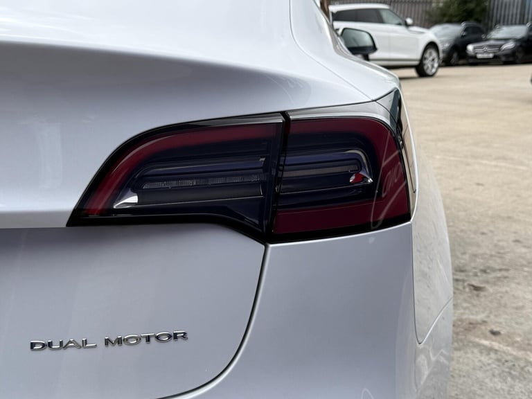 2021 Tesla Model 3 Long Range AWD 4dr Auto SALOON ELECTRIC Automatic