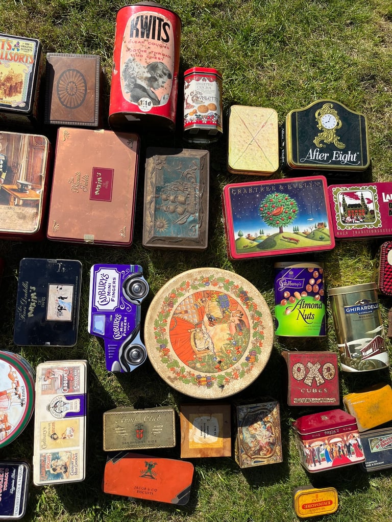 Large collection vintage advertising tins JobLot