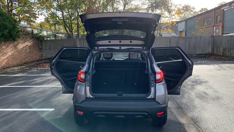 2018 Renault Captur 0.9 TCe ENERGY Iconic SUV 5dr Petrol Manual Euro 6 (s/s) (90 ps) SUV Petrol M...