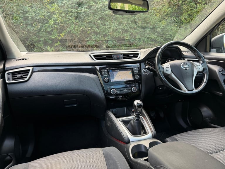Nissan Qashqai 1.5 dCi Acenta Premium 2WD 5dr DIESEL MANUAL 2014/14