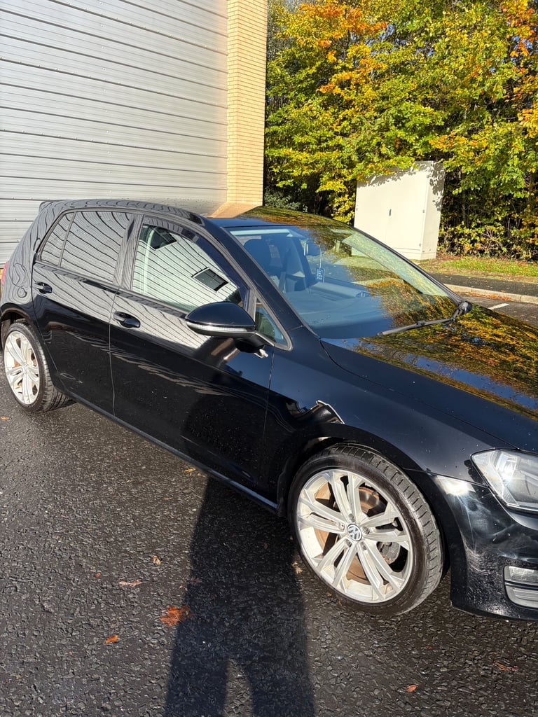 VW GOLF BLACK 5 DOOR TWIN SPORTS EXHAUSTS ZERO ROAD TAX