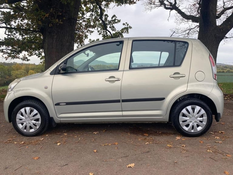 2007 Daihatsu Sirion 1.0 S Hatchback 5dr Petrol Manual (118 g/km, 68 bhp) Hatchback Petrol Manual