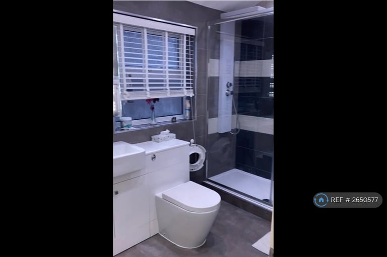 3 bedroom house in Rochester Street, Chatham, ME4 (3 bed) (#2650577)