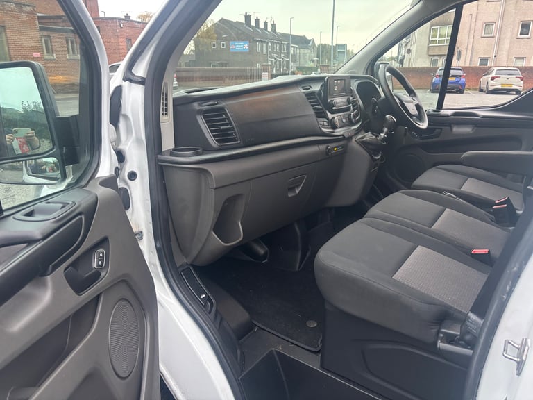 Ford, TRANSIT CUSTOM, Panel Van, 2019, Manual, 1996 (cc)