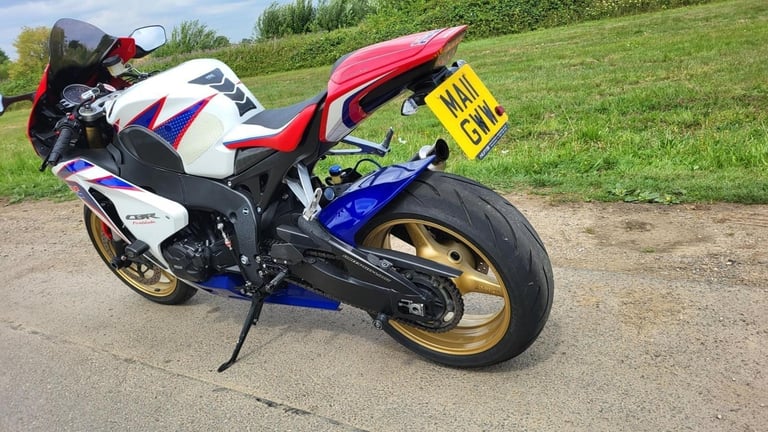 2011 11 HONDA CBR 1000 RR-A FIREBLADE CBR1000RR HRC COLOURS 12k MILES CBR1000