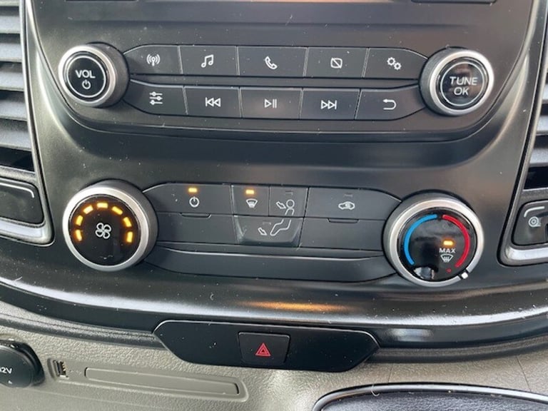 2022 Ford Transit Custom 300 EcoBlue Leader Panel Van Diesel Manual