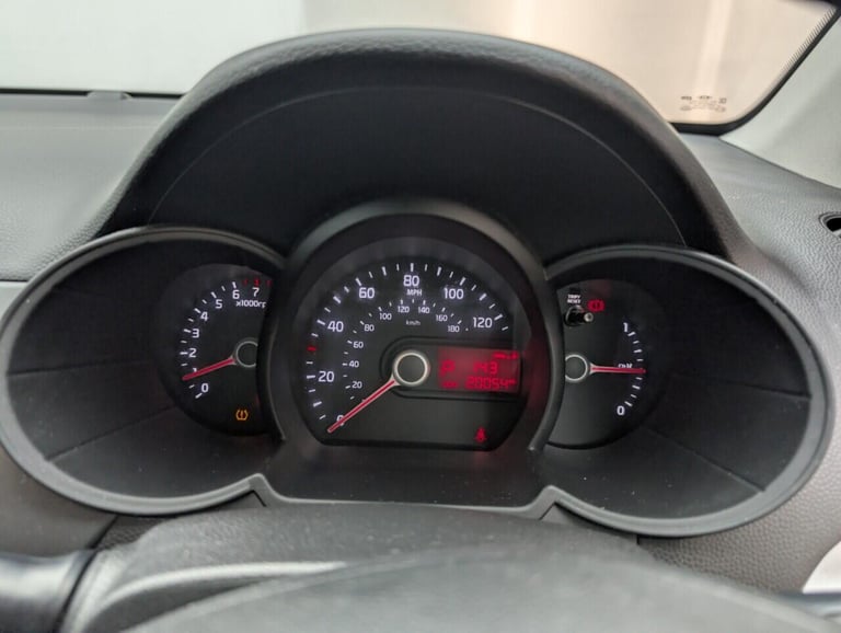 2015 Kia Picanto 1.25 2 Hatchback 5dr Petrol Auto Euro 5 (84 bhp) HILL START ASSIST+TINTED G HATC...