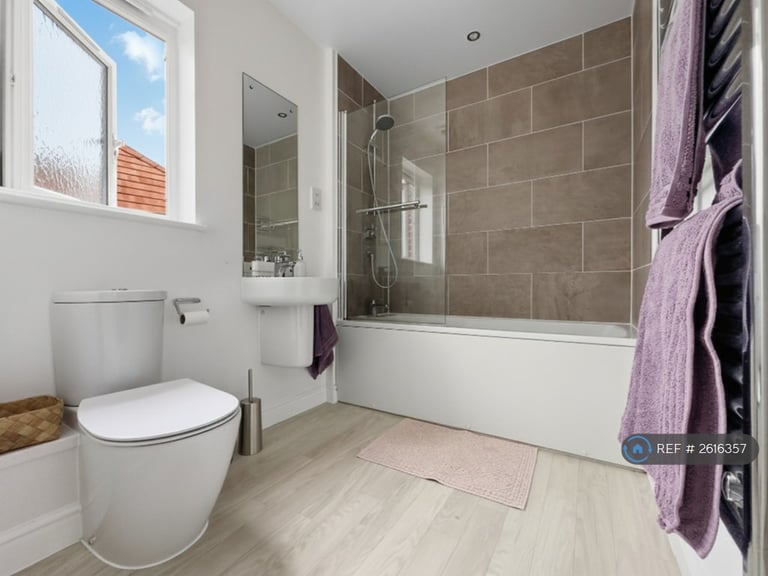 4 bedroom house in St. Edmunds Way, Cambridge, CB22 (4 bed) (#2616357)