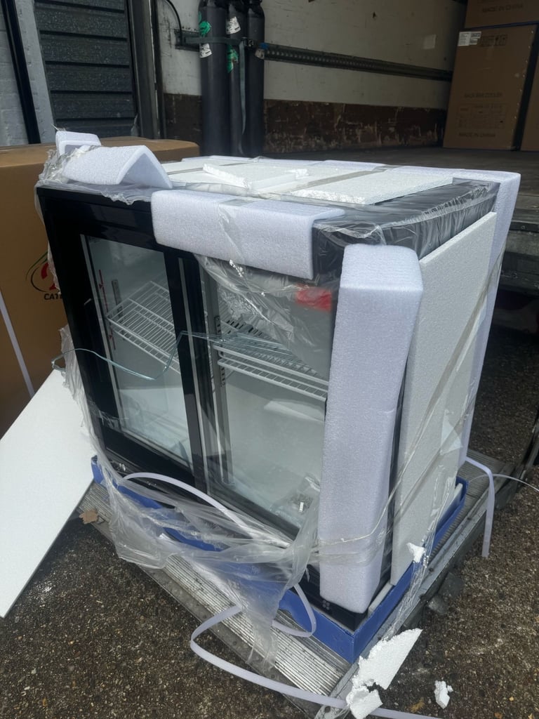 Commercial drink fridge undercounter brand new cafe shop restaurant 